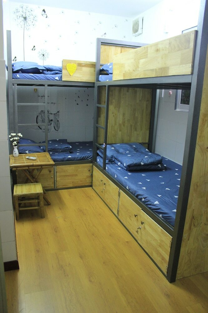 Hotel Saigon Bed Station