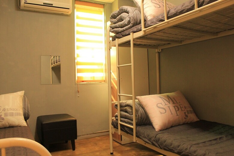 Hostal U Guesthouse In Hongdae Female Only - Hostel
