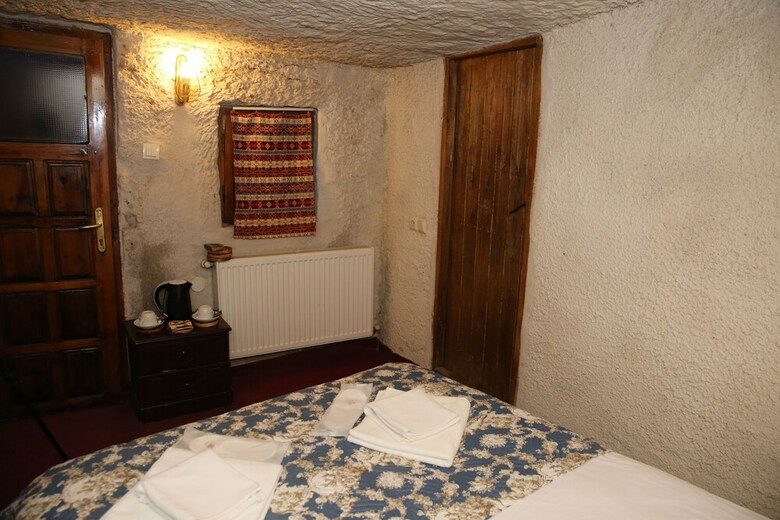 Unicorn Cave Hotel