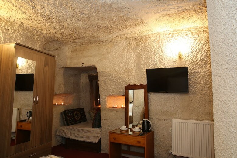 Unicorn Cave Hotel