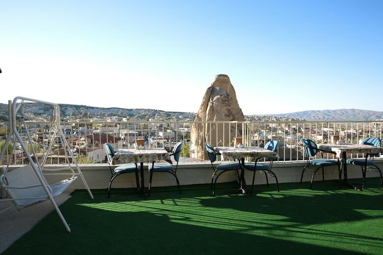Unicorn Cave Hotel
