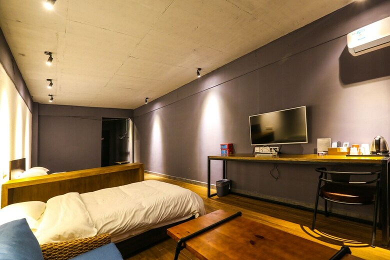 Zhangjiajie Comma Travel Hotel