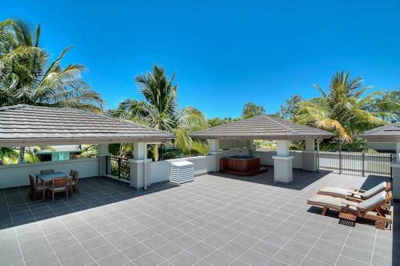 Sea Temple Port Douglas Luxury Apartments