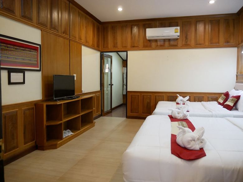 Hotel Sisatchanalai Heritage & Resort