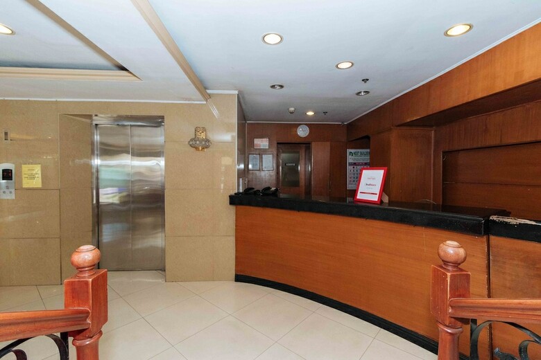 Hotel Reddoorz Plus @ Project 6 Quezon City