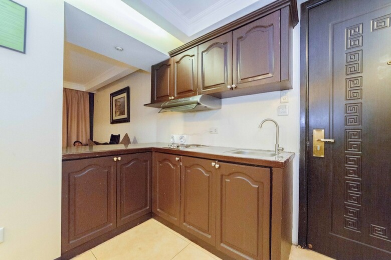 Hotel Reddoorz Plus @ Project 6 Quezon City