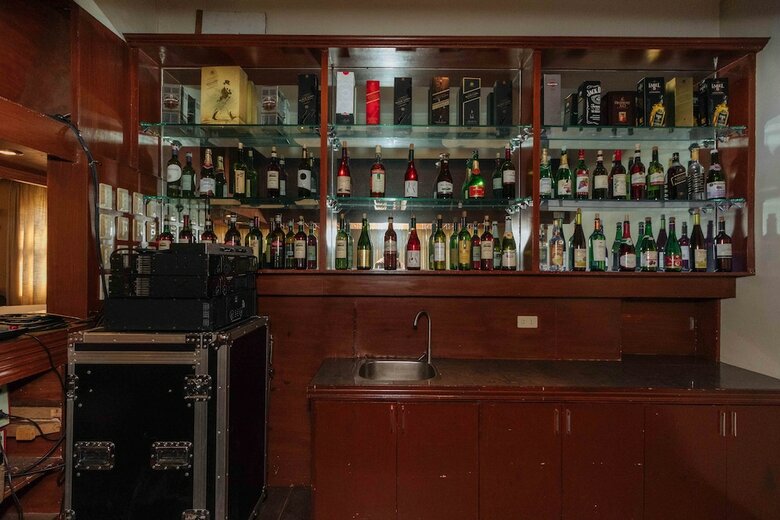 Hotel Reddoorz Plus @ Project 6 Quezon City