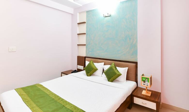 Treebo Skylon Hotel