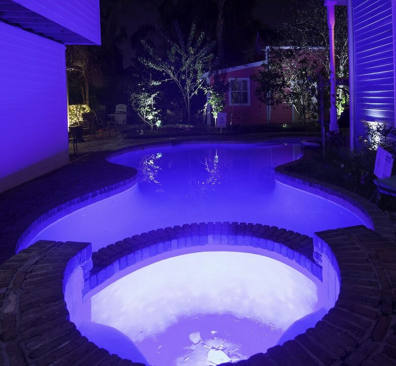 Villa 5 Br - Best Location Next To French Qt