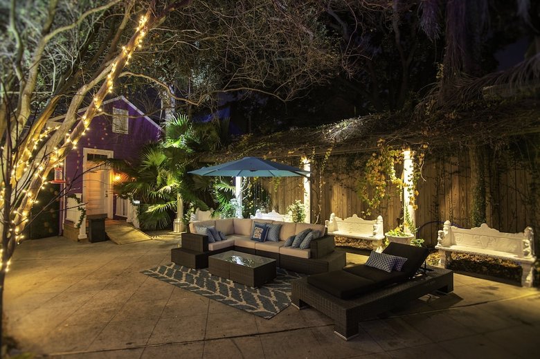 Villa 4 Br -famous Landmark Next To Bourbon St
