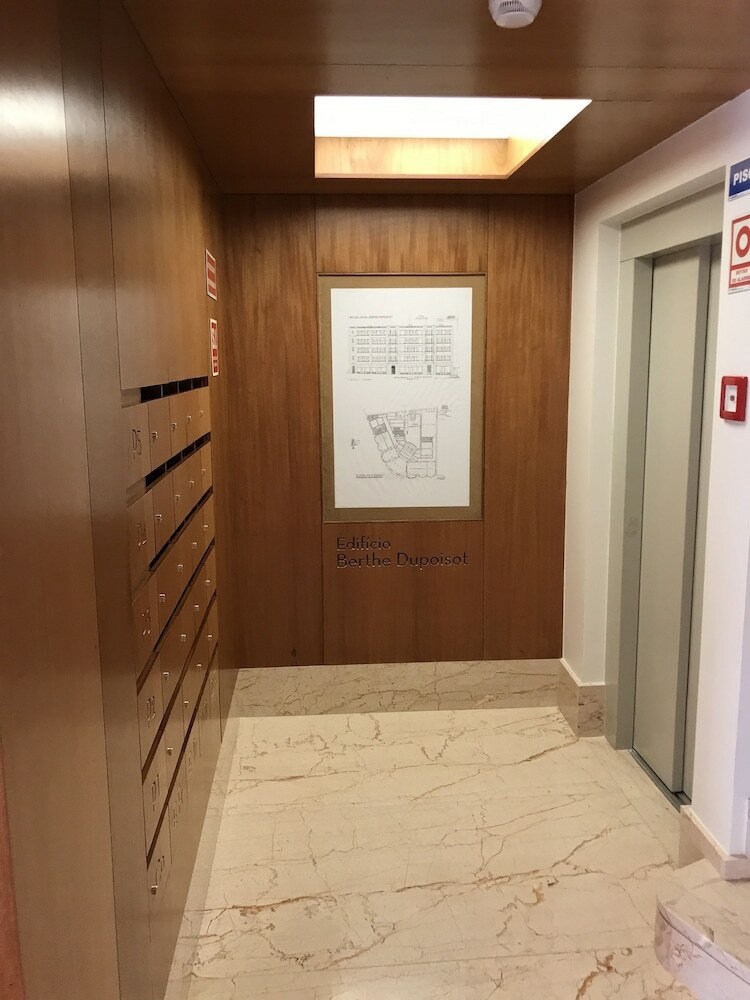 Apartamentos Lux Bolh�o