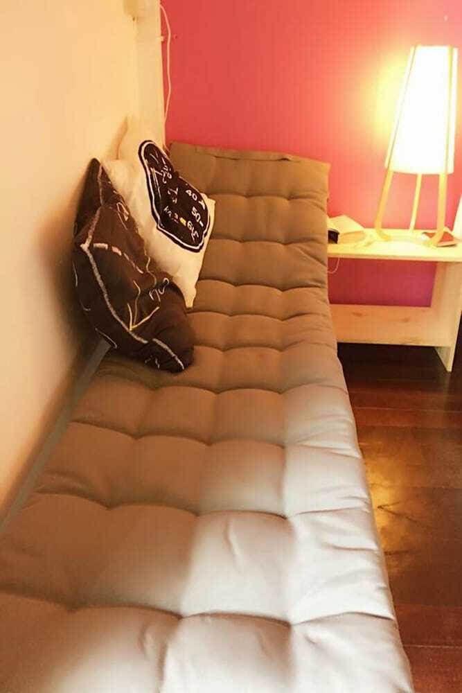 Hostal Hush Hush Cabiner - Hostel