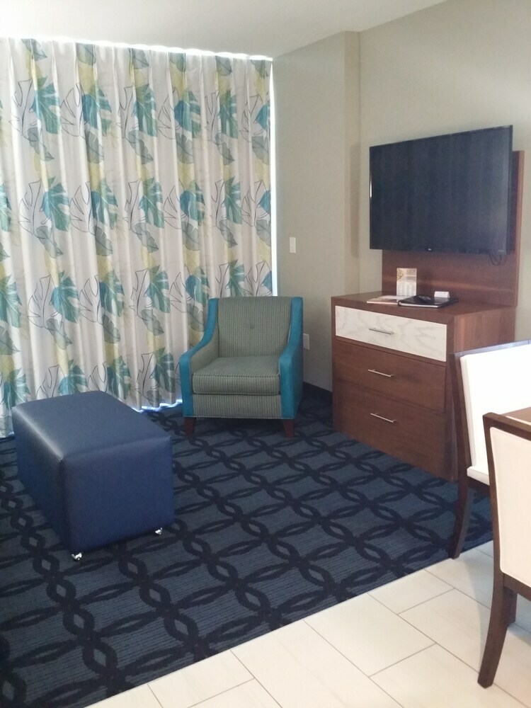 Hotel South Bay Inn & Suites