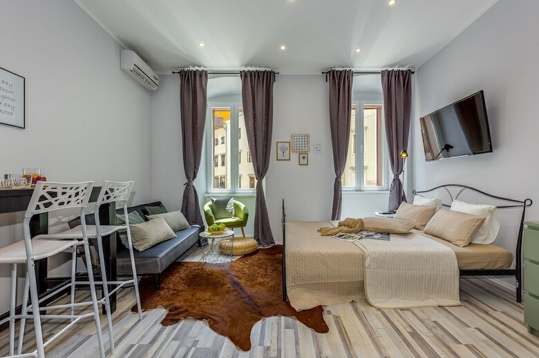 Apartamentos Main Square Studios