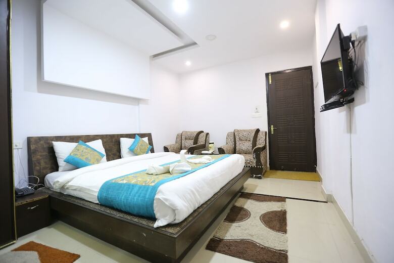 Hotel Uttaranchal Tourist Guest House