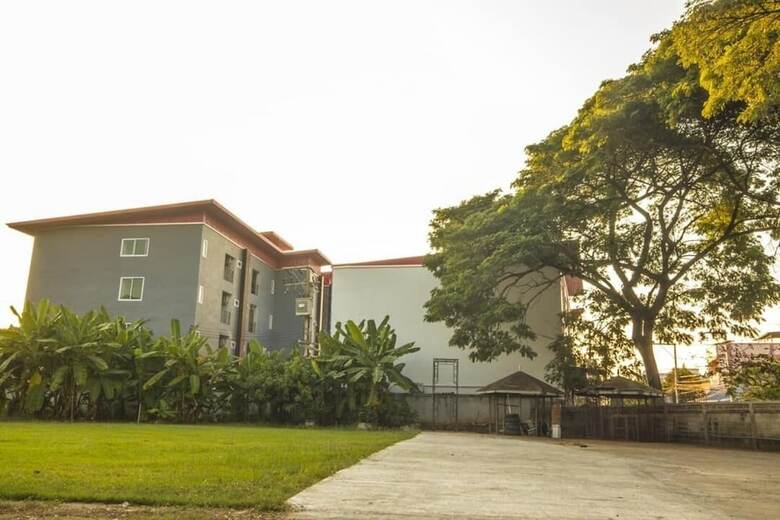 Salathai Hotel