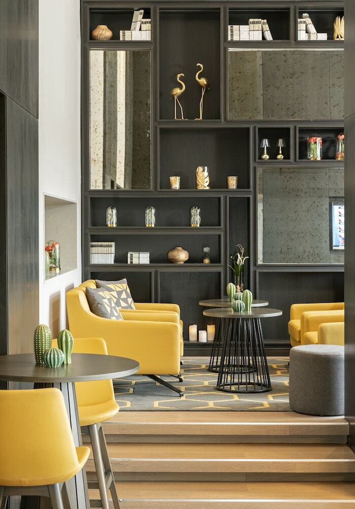 Hotel Centro Westside By Rotana