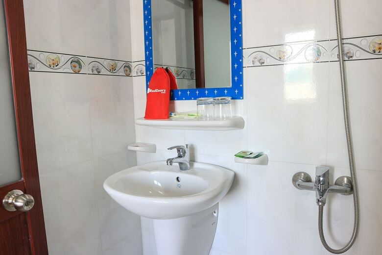Bien Xanh Hotel