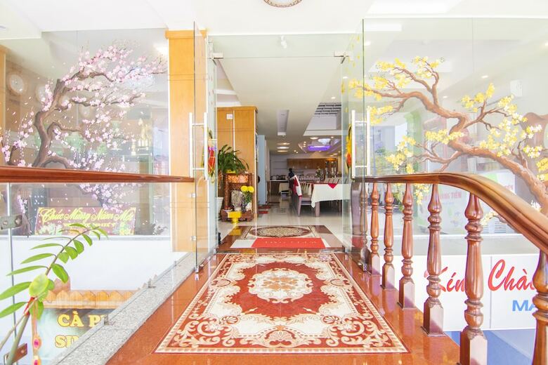 Bien Xanh Hotel