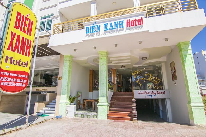 Bien Xanh Hotel