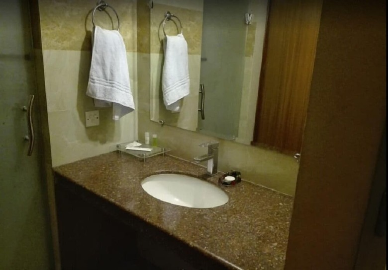 Shalimar Tower Hotel