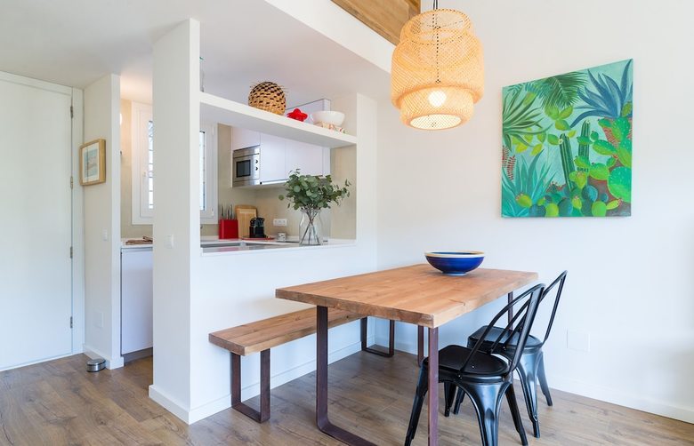 Stylish Sa Riera Apartment, 5 Mins Walk To Beach