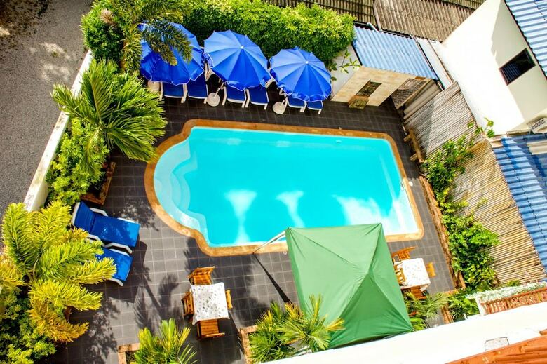 Hotel Baan Rosa