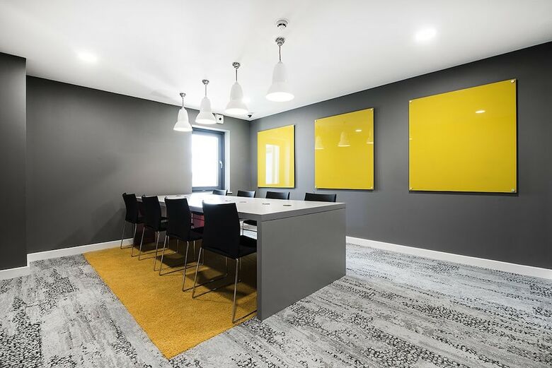Hostal Austen House - Campus Accommodation