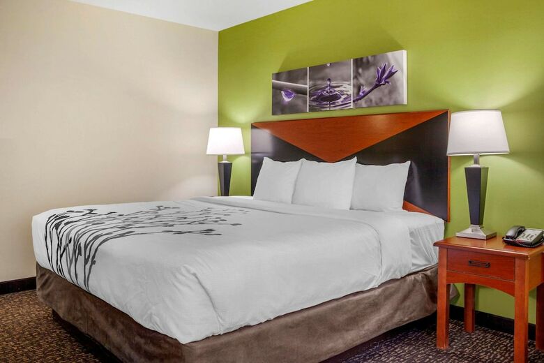 Hotel Sleep Inn & Suites Airport