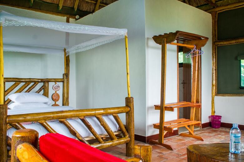 Posada Queen Elizabeth Park View Tourist Lodge