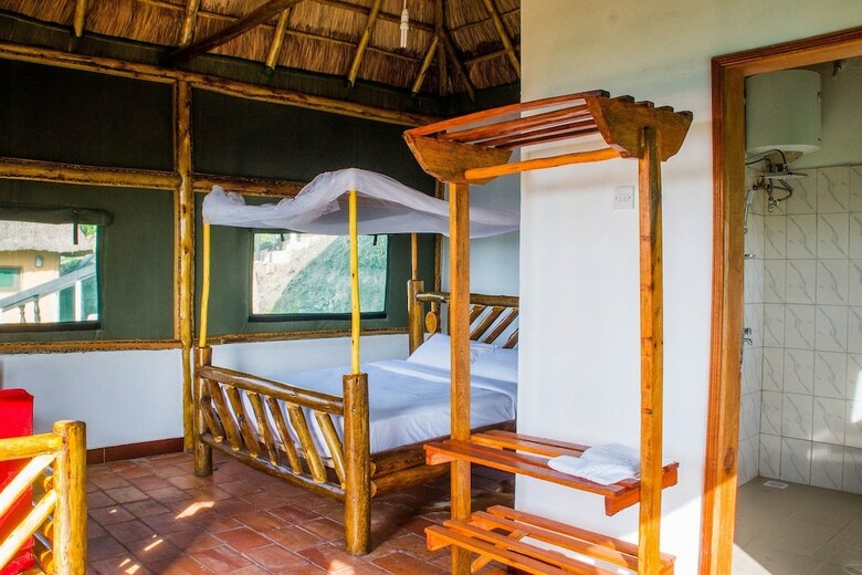 Posada Queen Elizabeth Park View Tourist Lodge