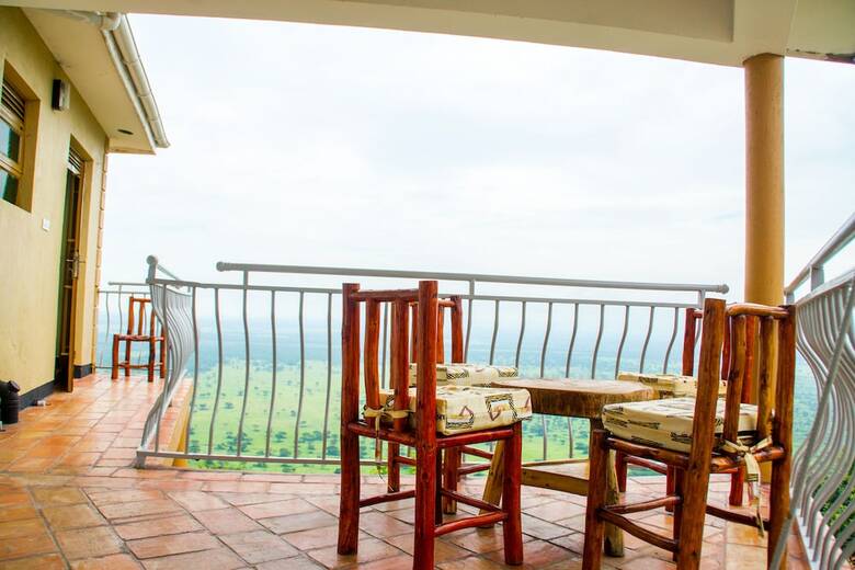 Posada Queen Elizabeth Park View Tourist Lodge