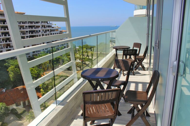Exclusive Apartment - Ocean Front