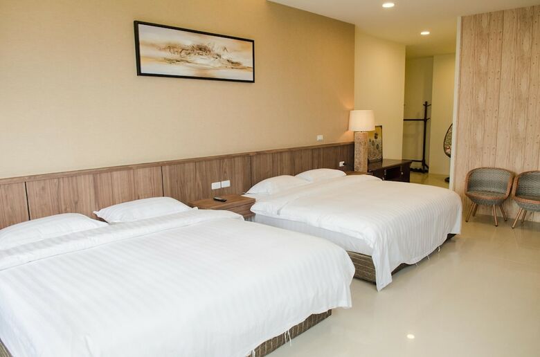 Hotel Hola Sea View B&B