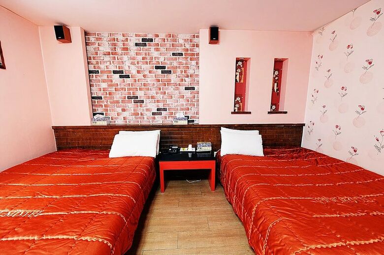 Hotel Cyber Motel