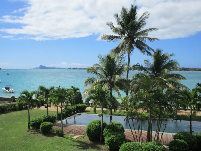Villa De Prestige Beach Front 8