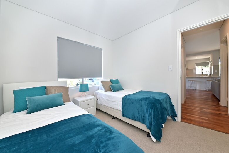 Stylish Apartment Near Perth City 2210
