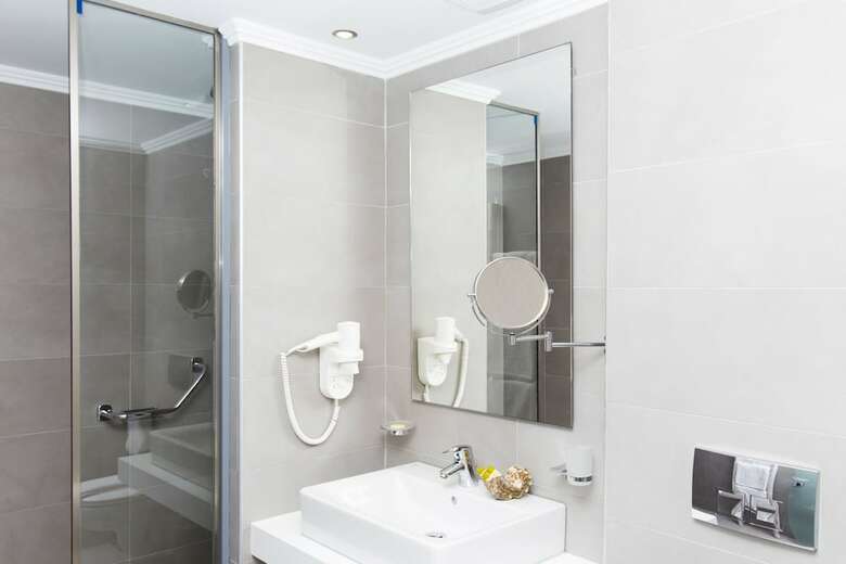 Hotel Lindos Portes Suites - Adults Only