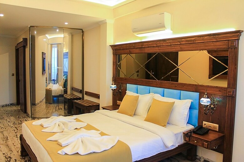 Reis Royal Hotel