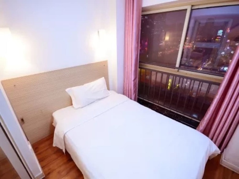 Hotel Wuhan Guanggutiandi Service Apartment