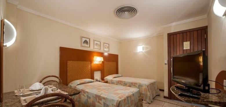 Hotel Tropical Tamba�