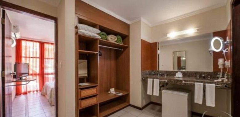 Hotel Tropical Tamba�
