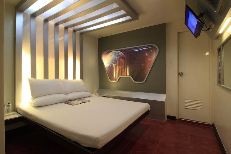 Hotel Astrotel Cubao