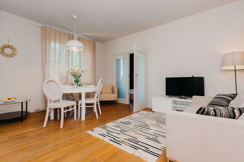 Apartamentos Shortstaypoland Bonifraterska (b55)