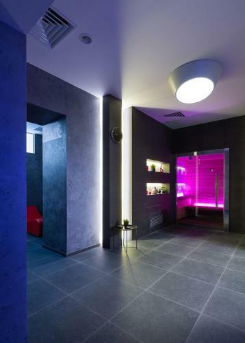 Bank Hotel