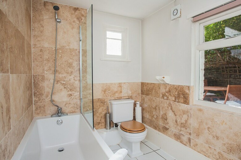Apartamentos 1 Bedroom Garden Flat In Battersea