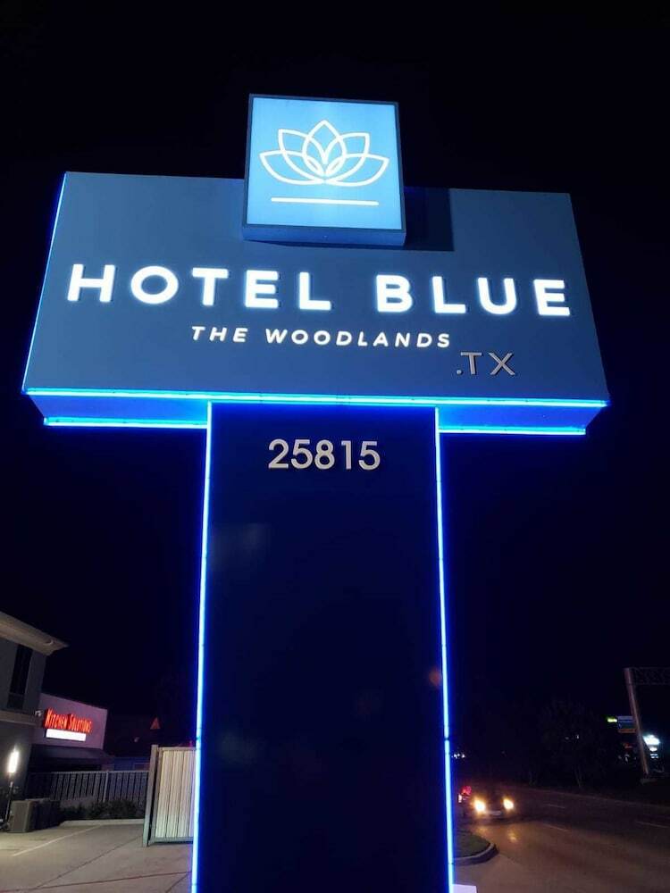 Motel Hotel Blue - Woodlands