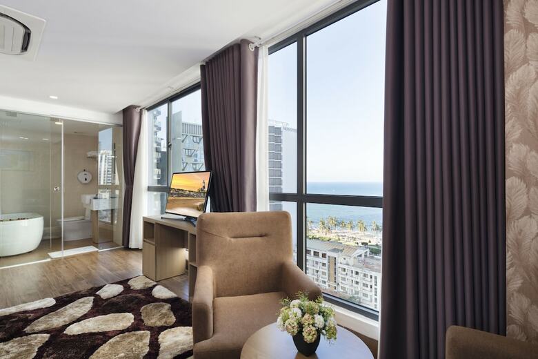 Smile Hotel