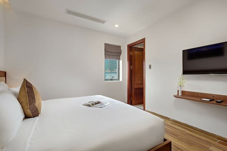 Alisia Hotel