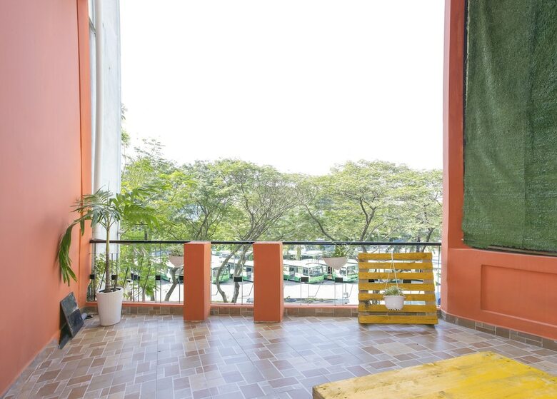 Hostal Hangout Hostel Hcm